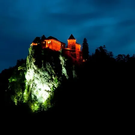 Tisa, Appartement Bled